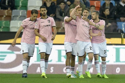 Serie B Palermo, il 12 luglio inizia il ritiro