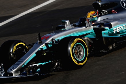 F1, Hamilton: «Con Vettel mi chiarirò in pista»