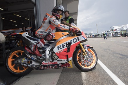 MotoGp Germania: terze libere a Marquez, Rossi è sesto