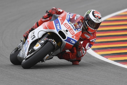 MotoGp Ducati, Lorenzo: «Non posso essere soddisfatto»