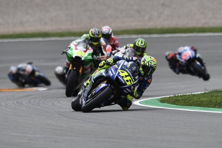 MotoGp, Rossi in pista con i giovani talenti a Misano