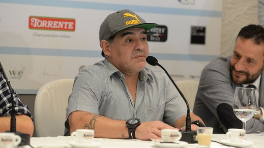 Napoli, Maradona: «La 10 a Insigne? Sì, se segna più di me...»