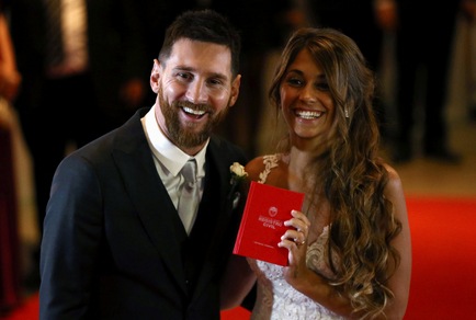 Messi contro gli sprechi: donati cibo e bevande non consumati durante il matrimonio