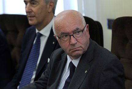 Tavecchio: «Negli stadi anche lap dance e attività sociali»
