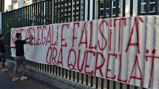 Fiorentina, altro striscione dei tifosi contro i Della Valle