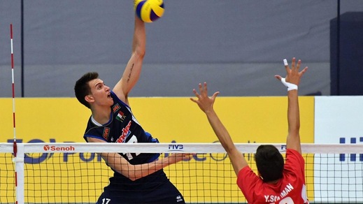 Volley: A2 Maschile, Yuri Romanò dall'azzurro a Potenza Picena
