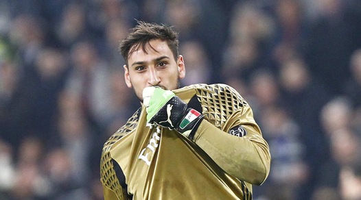 Calciomercato Milan: Donnarumma, un bacio che vale un no