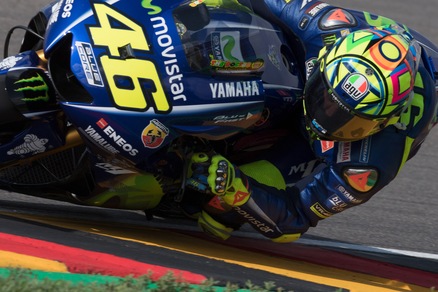 MotoGp, Ricciardo: «Rossi incredibile, è il mio idolo»