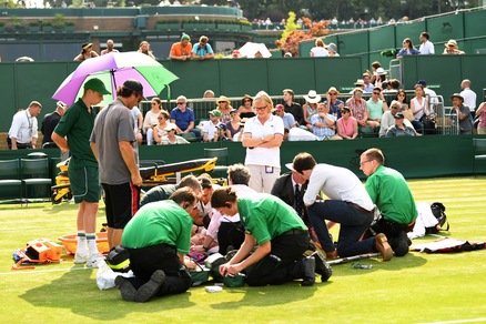 Mattek Sands negli Usa per operarsi al ginocchio dopo l'infortunio a Wimbledon