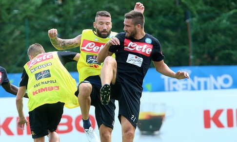 Napoli: Pavoletti, Tonelli, Strinic e Zapata 50 milioni di tesoretto