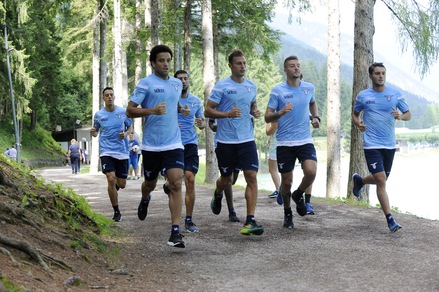 Lazio, corsa nel bosco aspettando Biglia