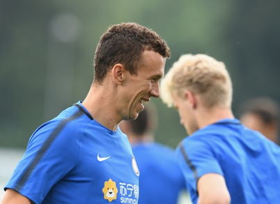 Inter in campo a Brunico: c'è anche Perisic