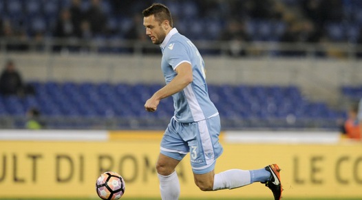 Lazio, De Vrij è rientrato in Italia