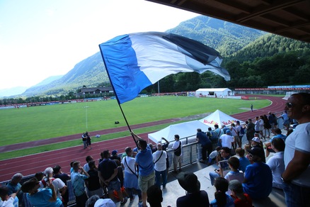 Il Napoli in ritiro: «Vietato riprendere gli allenamenti di Sarri»