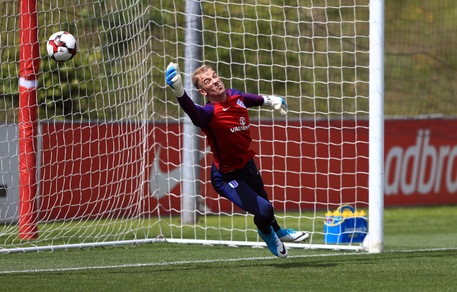 Il West Ham insiste per Hart: la situazione