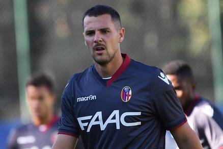 Serie A, Bologna-Sciliar 9-1: poker per Destro