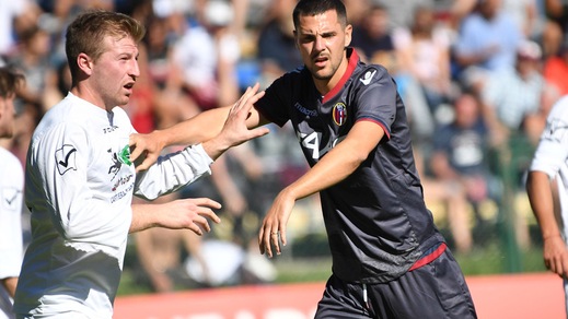 Serie A Bologna 17-0 alla Virtus Acquaviva. Tris per Destro e Di Francesco