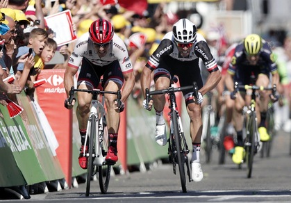 Tour de France, Matthews vince la 16ª tappa, Froome rimane in giallo