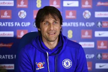 Calcio d’Europa: bis di Conte in Premier a 4,50, in Liga sfida sul filo Barça-Real