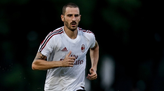 Bonucci, le immagini del primo allenamento col Milan