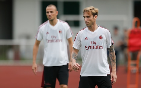 Milan, a Biglia il 21 di Pirlo