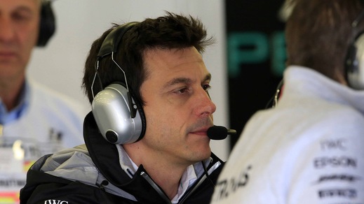 F1, Wolff: «Hamilton? Ancora presto per parlare di rinnovo»