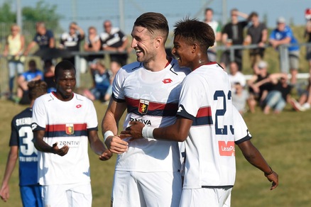 Serie A, Savona-Genoa 0-8: derby rossoblu. Galabinov ne fa 4