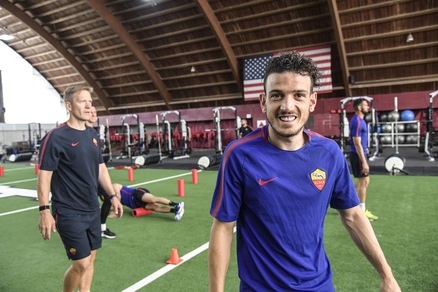 Roma, Florenzi fuori dal tunnel tra un mese