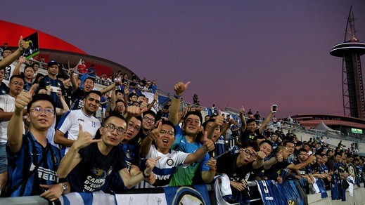 L'Inter fa impazzire Nanchino: bagno di folla all'allenamento