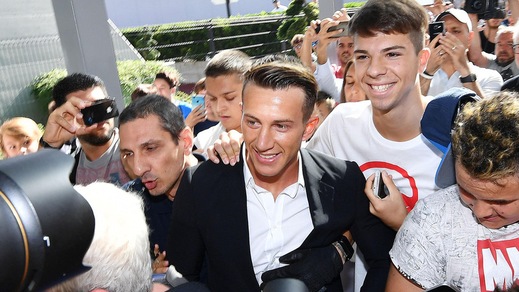 Juventus, ufficiale Bernardeschi: «Tante emozioni». Alla Fiorentina 40 milioni