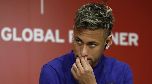 Barcellona, Neymar: «Vado al Psg! Ma i compagni gli chiedono di restare»