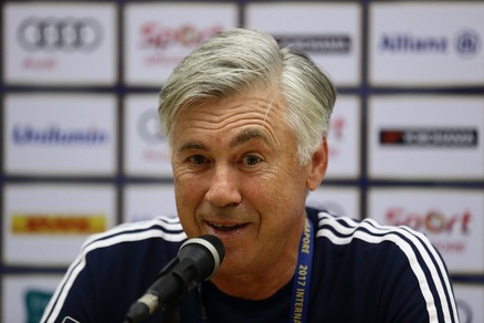 Ancelotti: «Vidal non si tocca, Renato Sanches...»