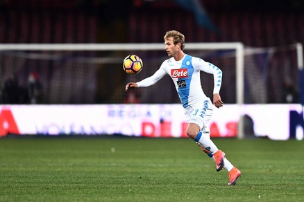 Napoli, Strinic interessa a Burnley e WBA
