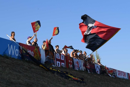 Delegazione del Genoa ai funerali di Guido De Prà