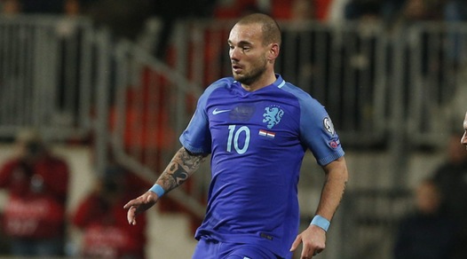 Calciomercato: «Sneijder può giocare i preliminari di Champions»