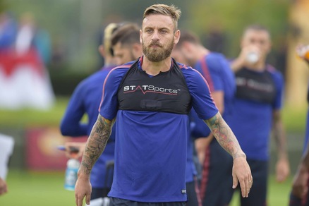 Roma, De Rossi: «Juventus? Riduciamo i 4 punti dell'anno scorso»