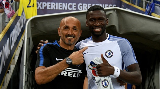 Chelsea-Inter: Spalletti, risate e abbracci con Rüdiger e Conte