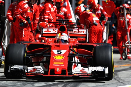 F1 Ungheria, Ferrari show: vince Vettel, secondo Raikkonen