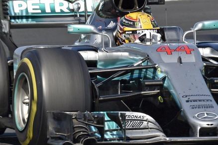 F1 Ungheria, Hamilton: «Spero che il titolo non si decida per tre punti»