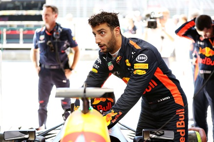 F1, Ricciardo: «Ho chiarito faccia a faccia con Verstappen»