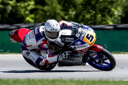 Moto3, Brno: pole di Rodrigo, poi Fenati