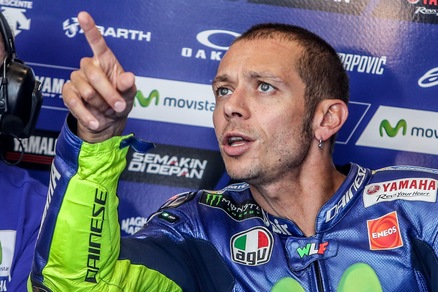 MotoGp, Rossi: «Prima fila ok, ma domani sarà dura»