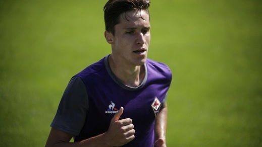 Calciomercato, la Fiorentina vuole blindare Chiesa