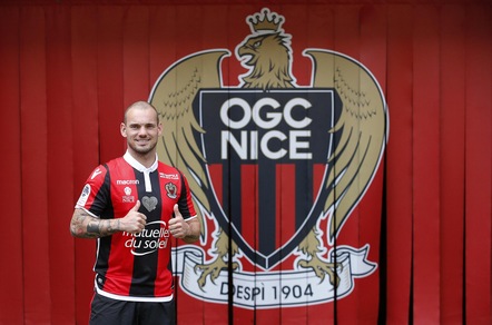 Calciomercato, il Nizza presenta Wesley Sneijder