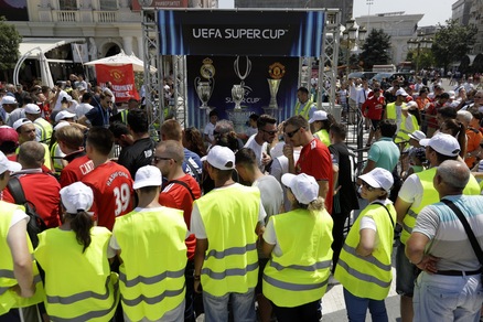 Skopje, esposta la 'trinità' delle coppe europee