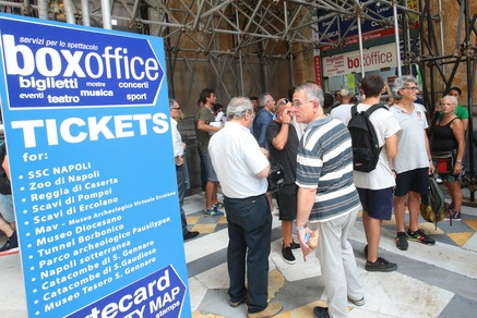 Il caldo non ferma i tifosi del Napoli: venduti 17mila biglietti per il Nizza