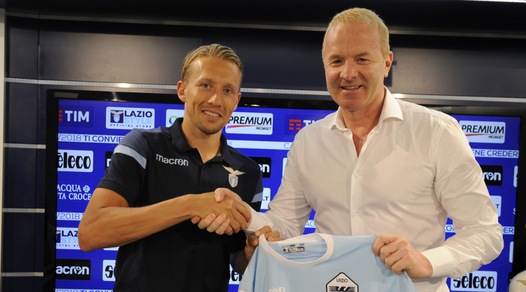 Lazio, Lucas Leiva si presenta: «Mi ispiro a Ronaldo»