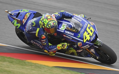 MotoGp, Brno: Rossi “caccia” tifosa, ma era la ministra