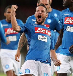 Napoli-Espanyol 2-0, Mertens-Raul Albiol