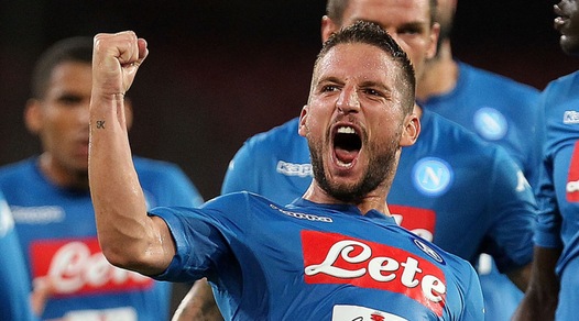 Napoli-Espanyol 2-0, Mertens-Raul Albiol